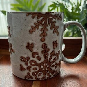 WINTER SNOWFLAKE MUG